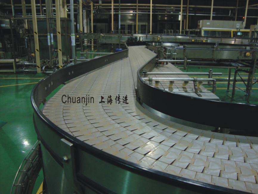 链板输送机===多列缓冲链板输送线、饮料